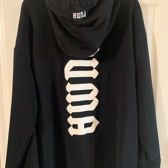Fenty Puma Oversized Sweatshirt. Super cute/trendy. Size small - Picture 5 of 6